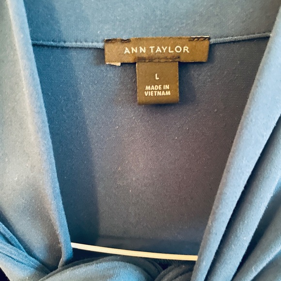 Ann Taylor Teal Bow-Tie Long-Sleeve Blouse - Picture 3 of 10